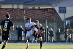 Toniolo a caccia del pallone Toniolo a caccia del pallone